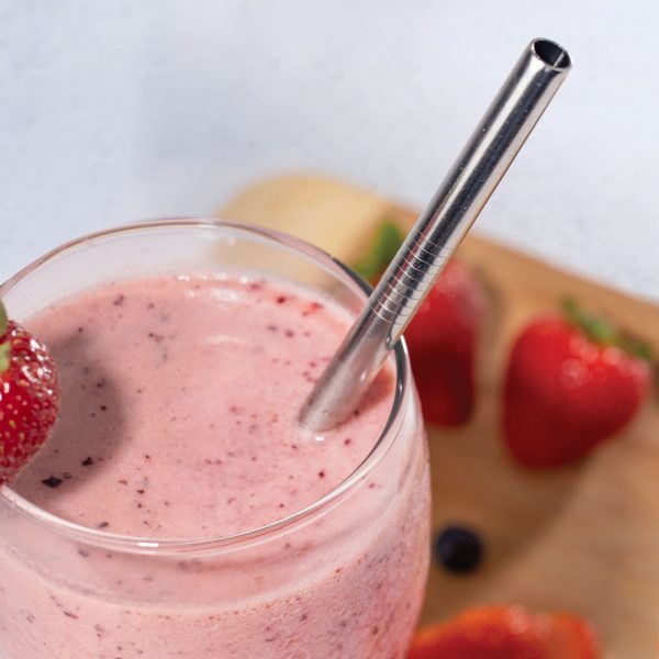 8" wide stainless steel straw in smoothie